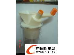 義烏市昌鴻日用品包裝廠與中國(guó)廚電網(wǎng)的日用百貨產(chǎn)業(yè)聯(lián)動(dòng)